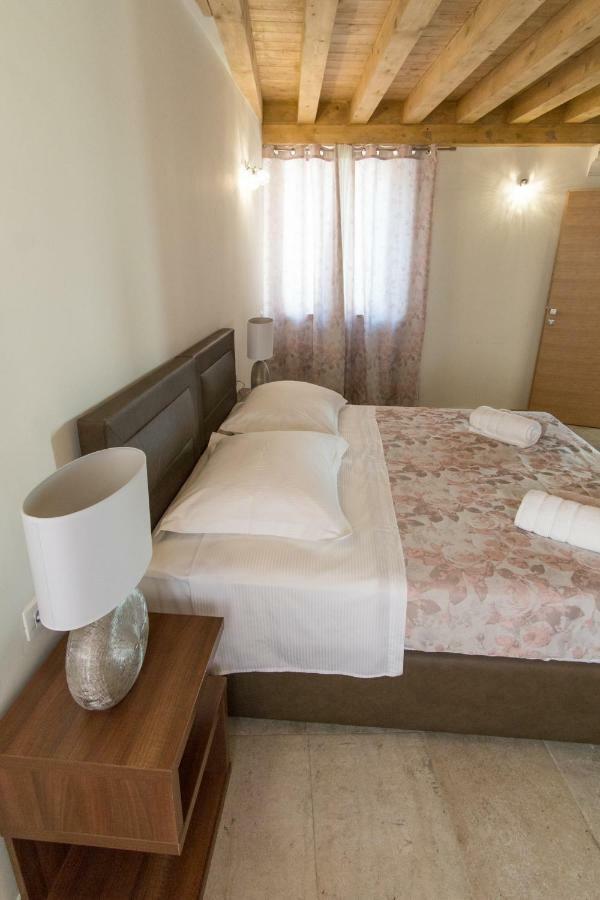 Jr Luxury Guesthouse2 سبليت المظهر الخارجي الصورة