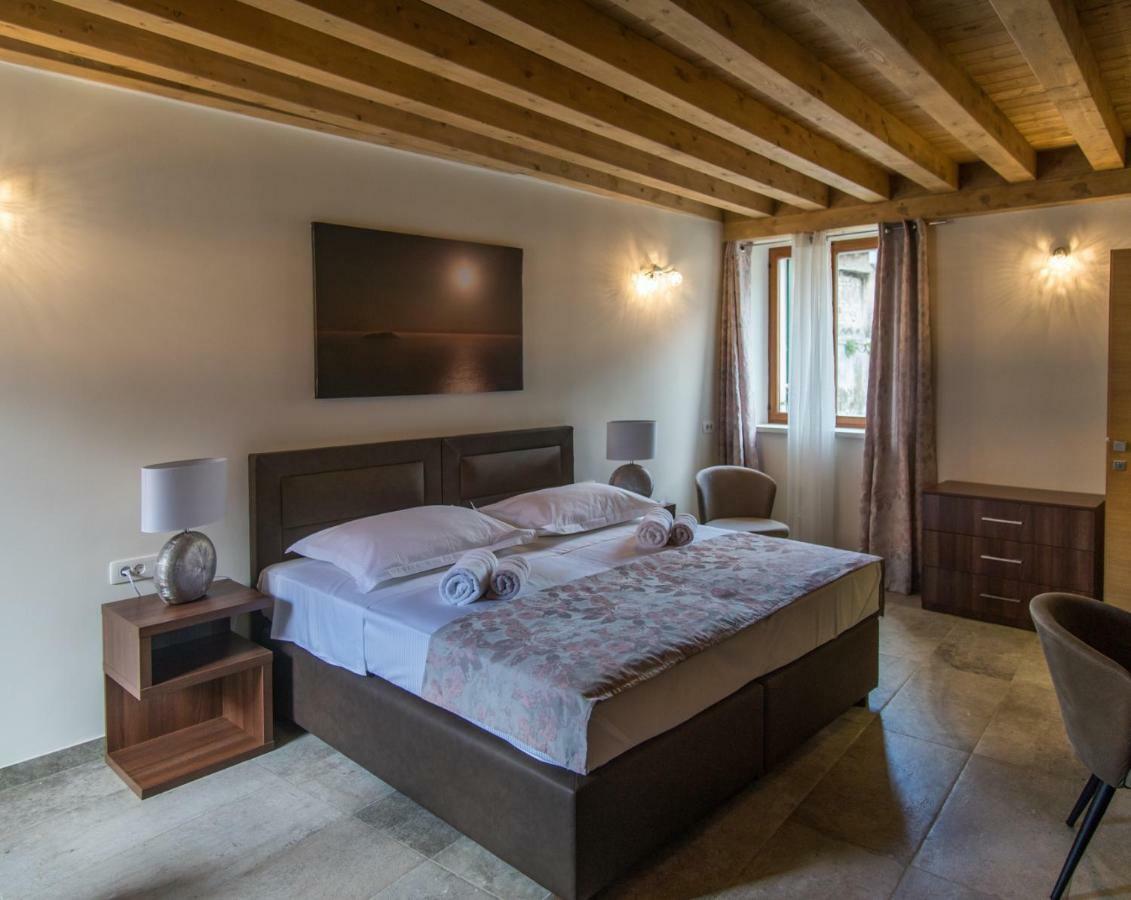 Jr Luxury Guesthouse2 سبليت المظهر الخارجي الصورة