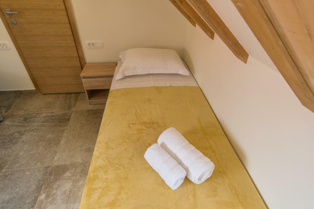 Jr Luxury Guesthouse2 سبليت المظهر الخارجي الصورة
